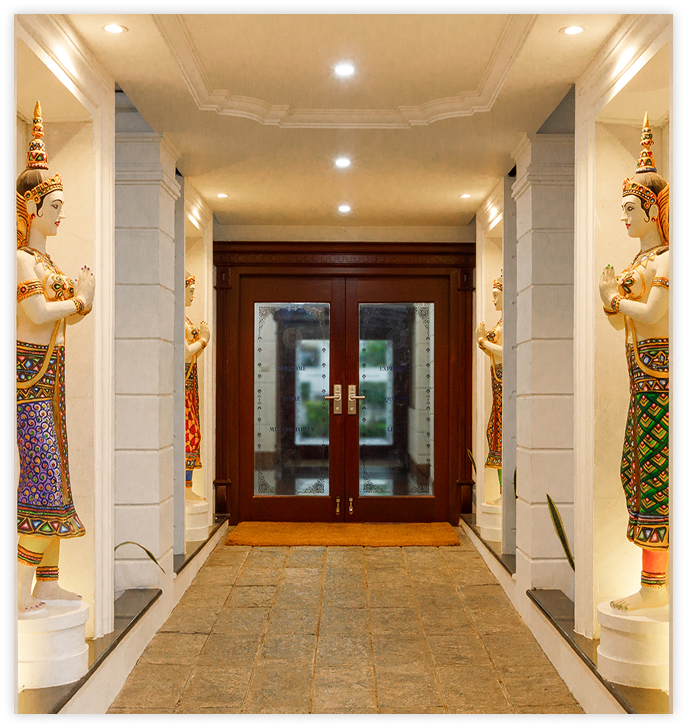 Retreat Entryway
